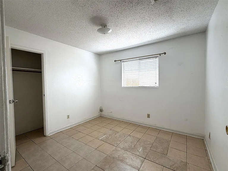 8842 Barton St — Photo 12