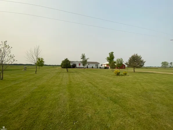 3668 Burns Line Rd, Croswell, MI 48422
