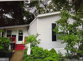 18 South Dr, East Windsor, NJ 08520
