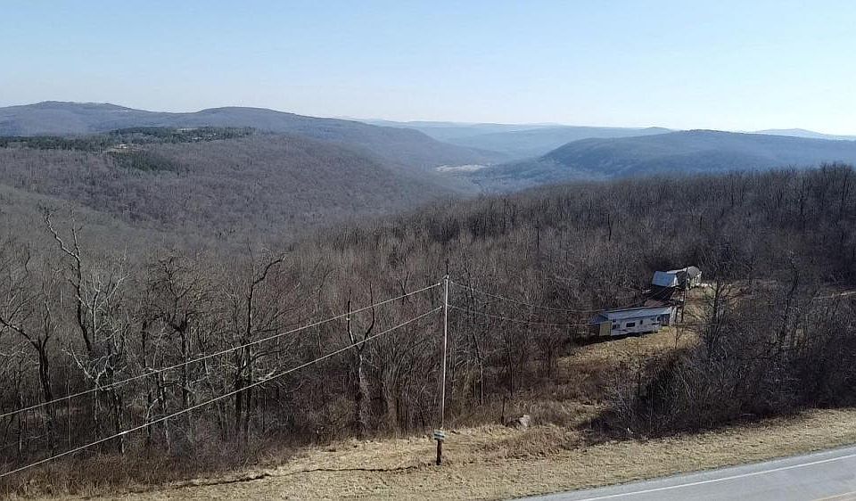 Cabins with live electric and ozark mountain scenic views 