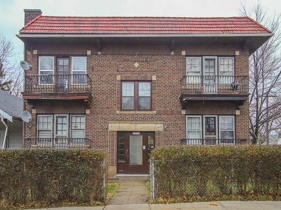 1st image of 3333 W 111th St #4