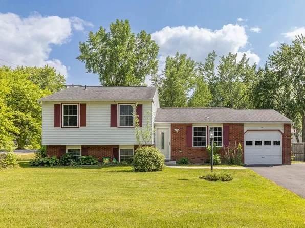 6068 Deersprings Rd, Cicero, NY 13039