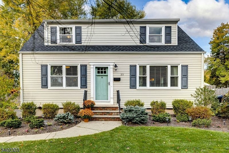 1st image of 35 Shady Ln