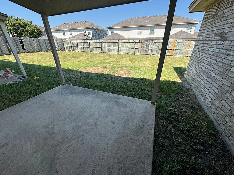 4300 Alan Kent Dr — Photo 13