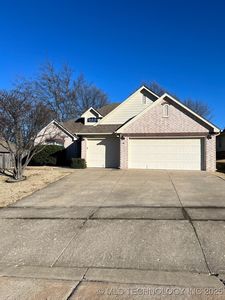 525 S 63rd Pl, Broken Arrow, OK, 74014