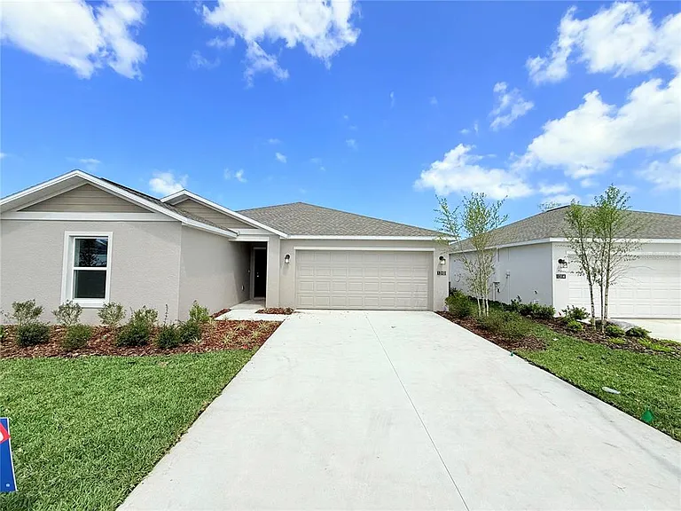 1310 Belle Isle Ln — Photo 3