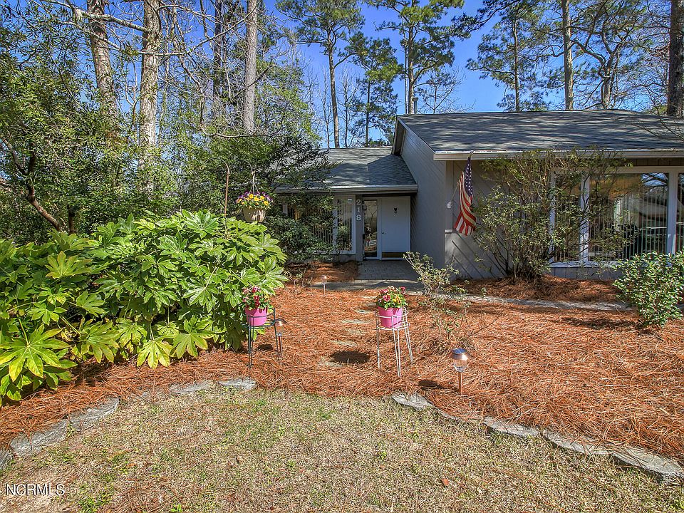 1st image of 218 Lord Granville Drive