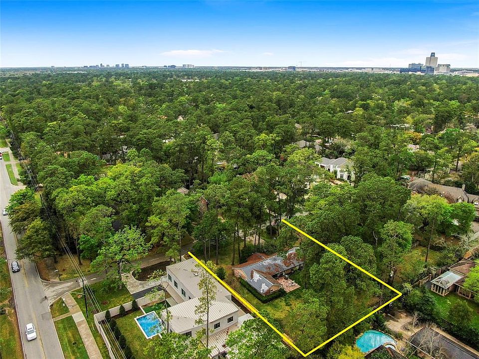 1st image of 306 Belin Manor Dr