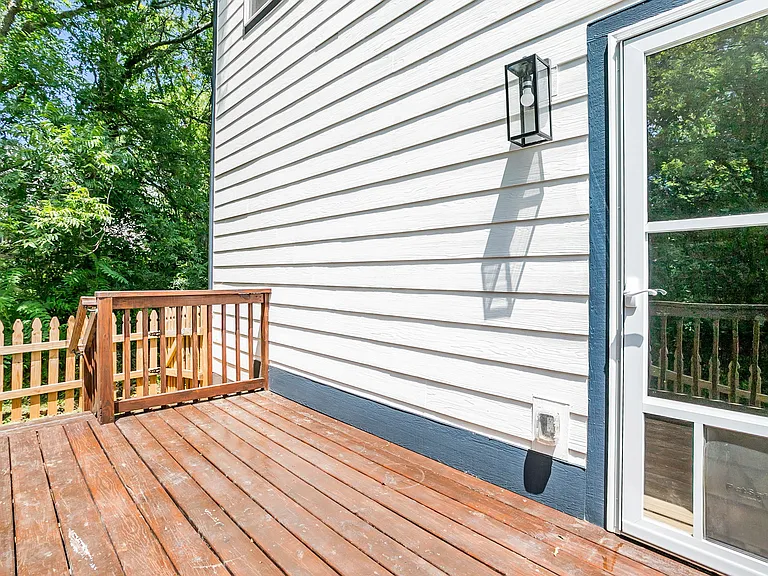 108 Averill St — Photo 43