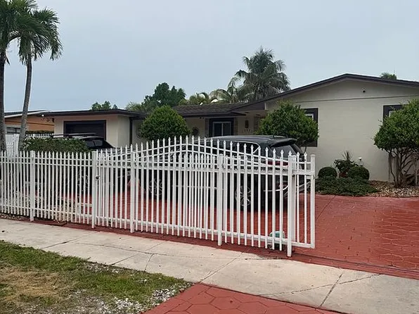 15435 Lincoln Dr, Homestead, FL 33033