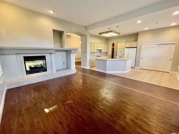 9990 Rio Bravo Dr, Reno, NV 89521