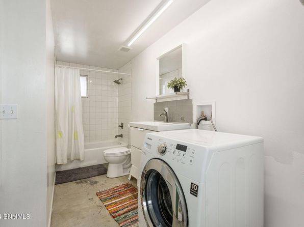 las-cruces-new-mexico-350407844 picture