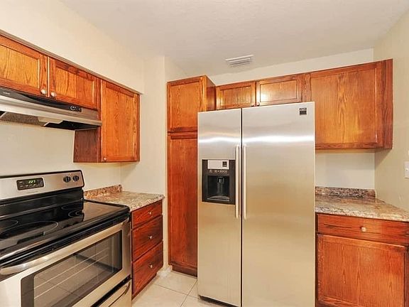 3rd image of 1719 N Washington Ave