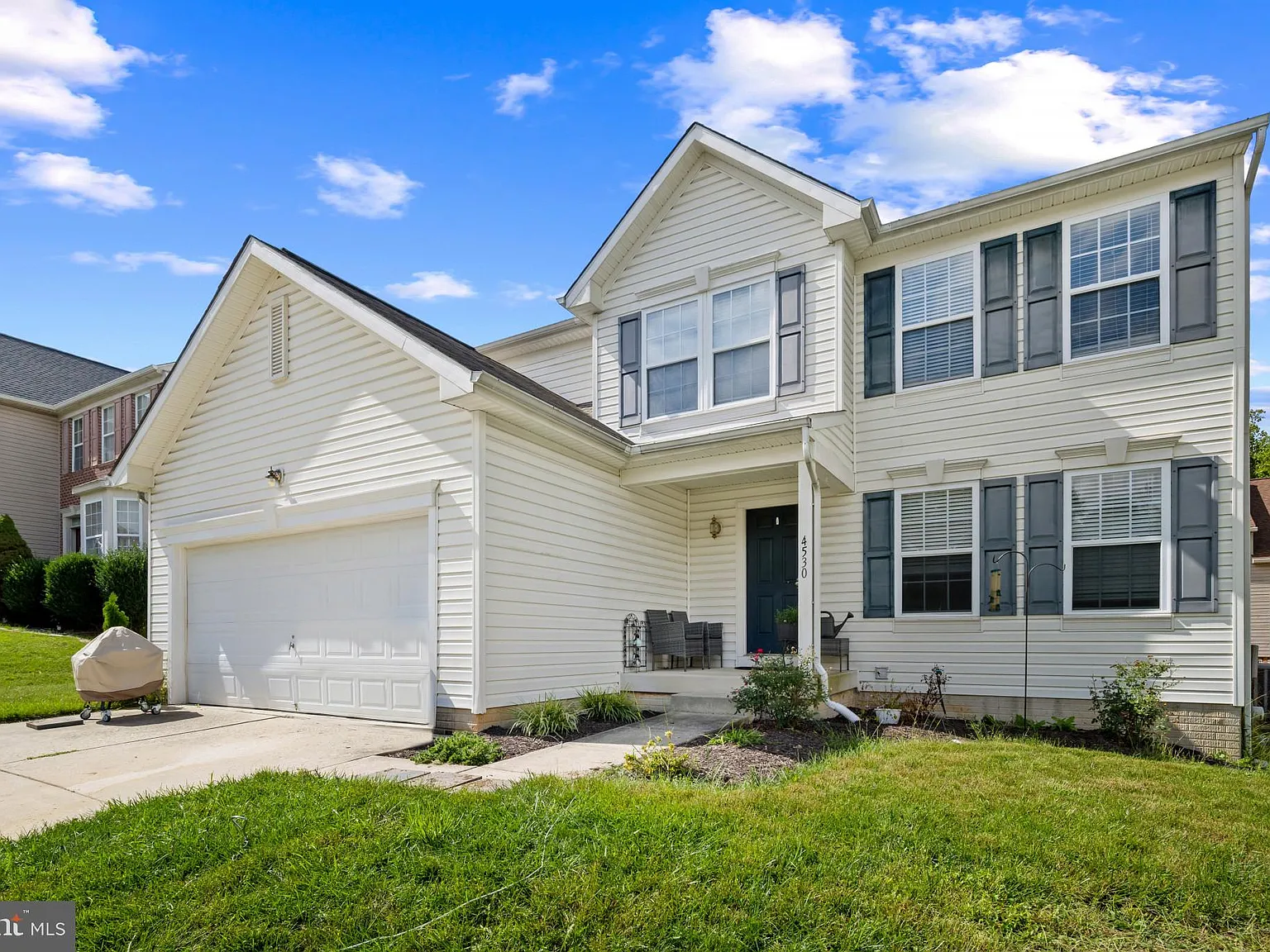 4 bed, 3.5 bath, 2140 sqft, $2,800 — Photo 3