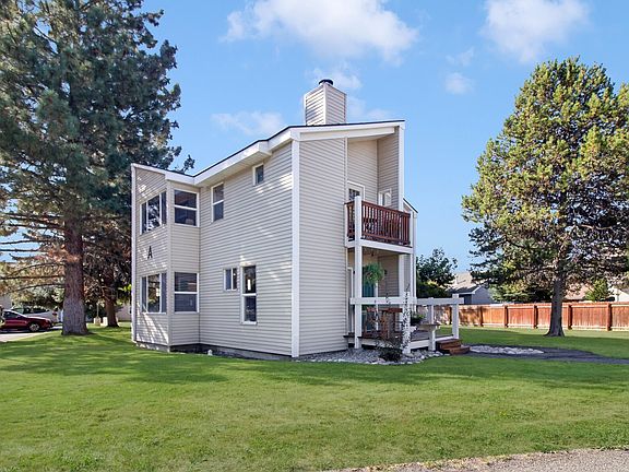 2nd image of 740 Red Ash Dr #1A