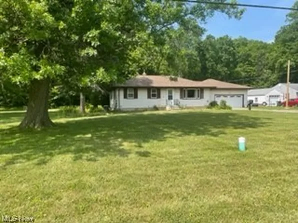 37370 Royalton Rd, Grafton, OH 44044