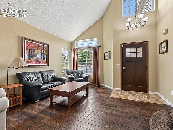 4th image of 17302 Lindon Dr