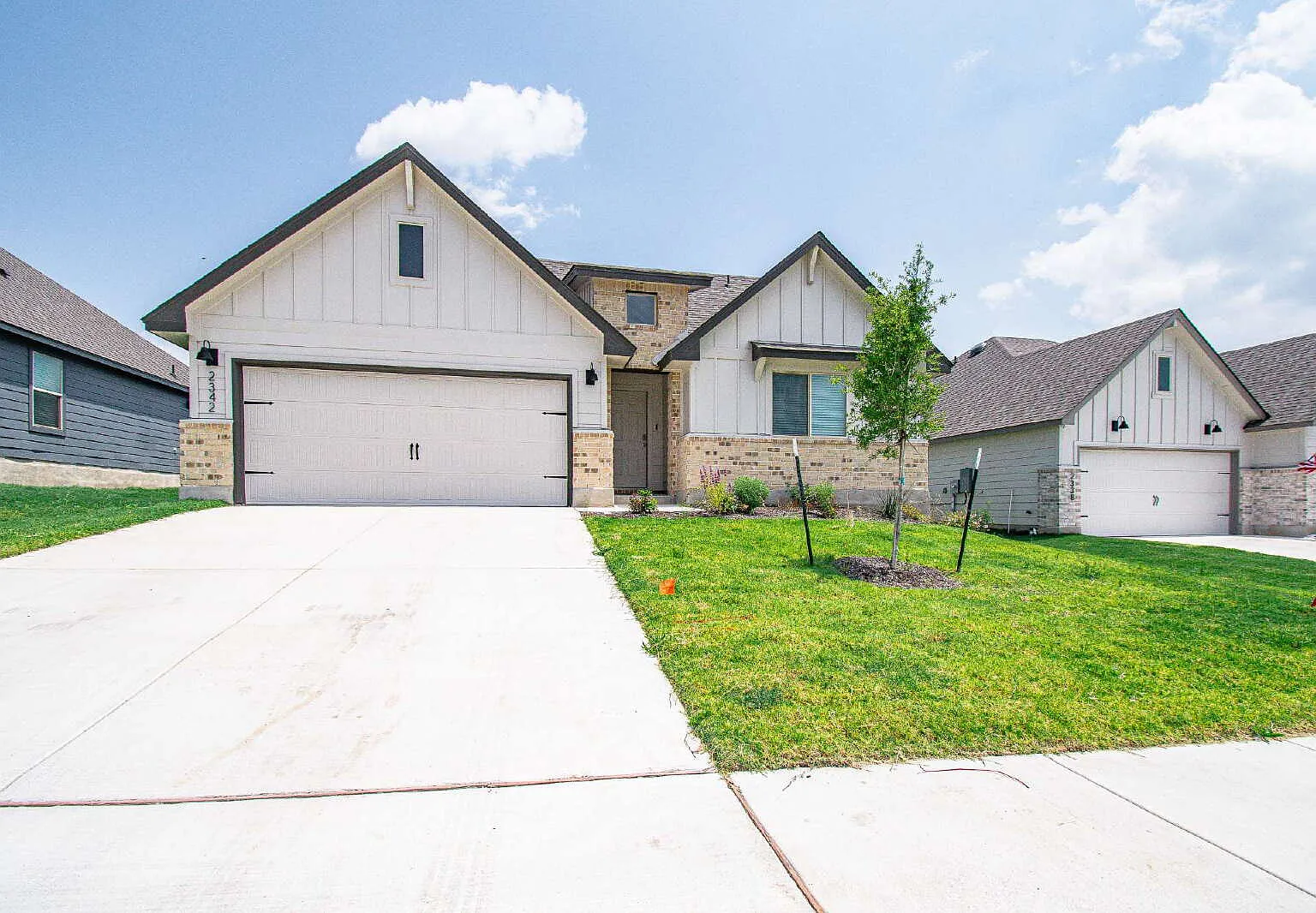 4 bed, 2.0 bath, 1820 sqft, $1,725 — Photo 1