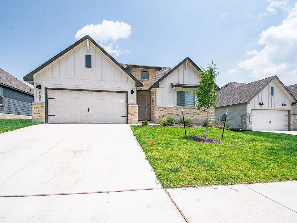 2342 Bee Creek Loop