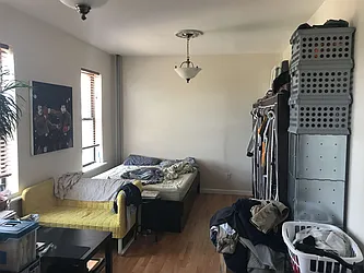 Rented by Lucky Apt Inc