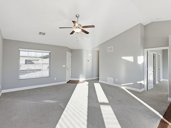 4th image of 2426 E Quivira Ct #2424