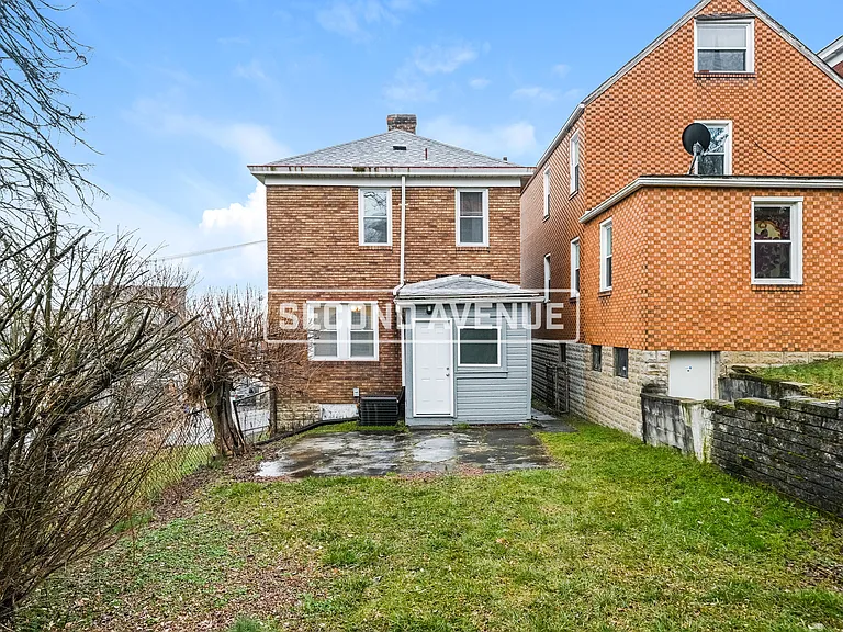 1732 Concordia St — Photo 10