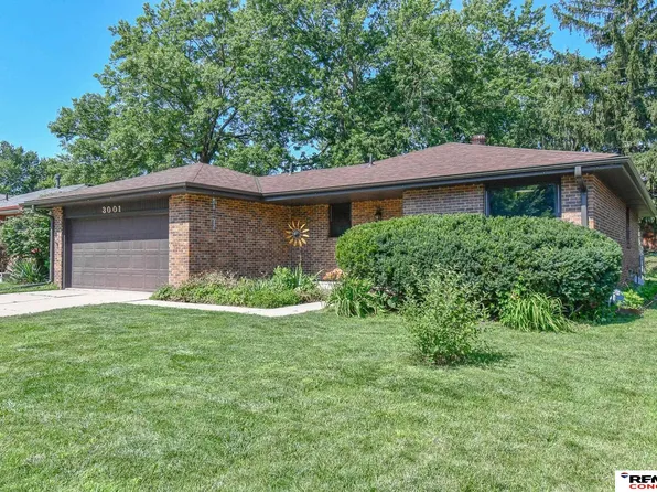 3001 S 52nd St, Lincoln, NE 68506