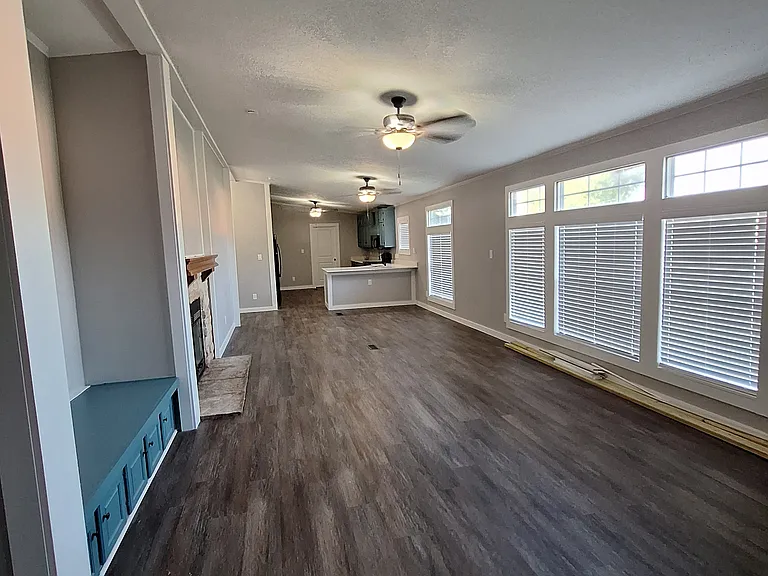 2117 W 15th Ave — Photo 3
