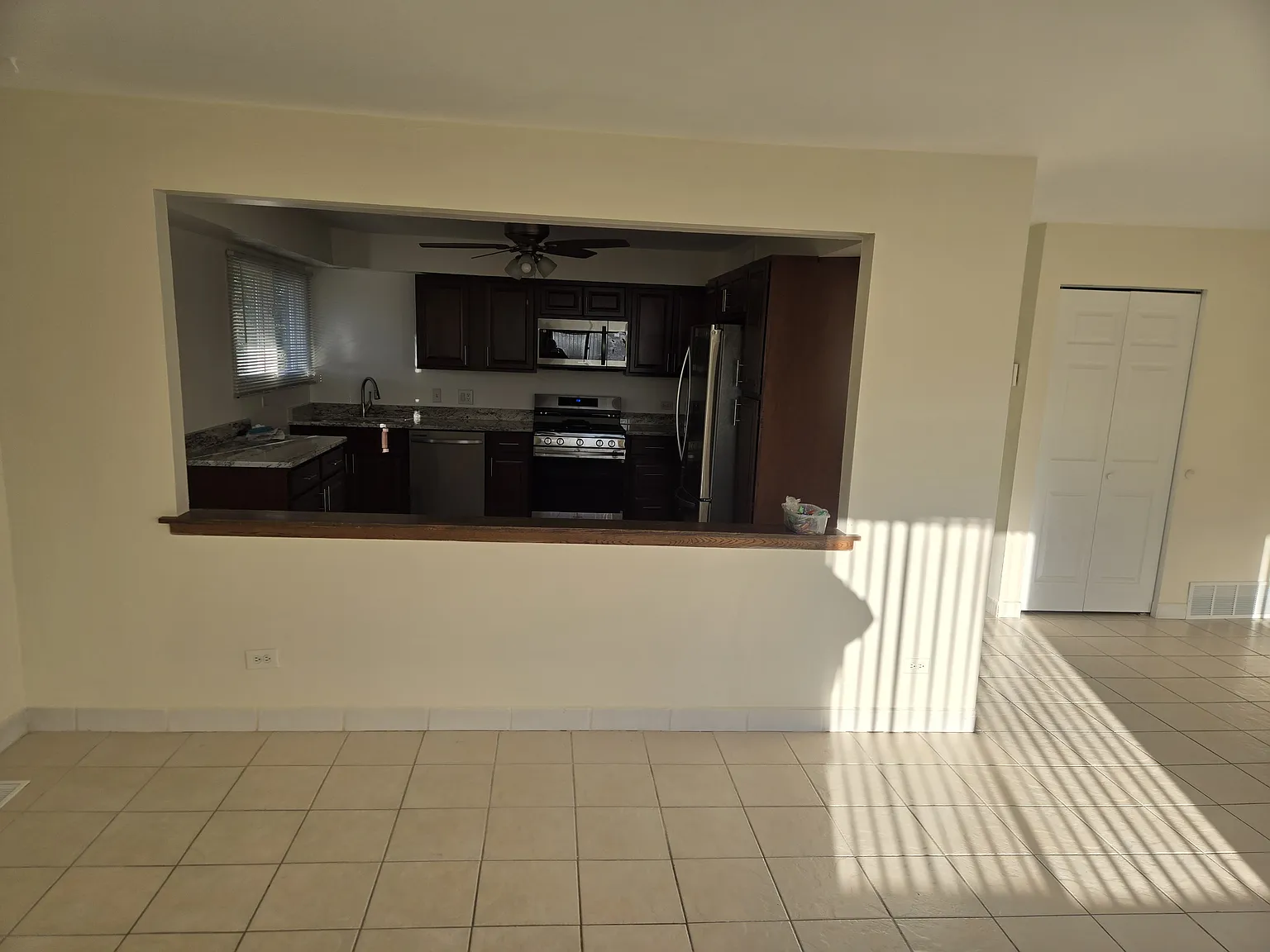 Hillside Pl, Tinley Park — Photo 1