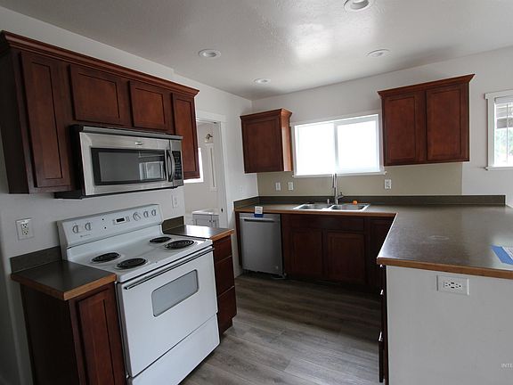 5th image of 1712 5th St S