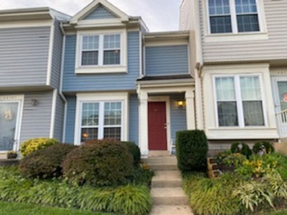 46725 Summit Ter. Sterling