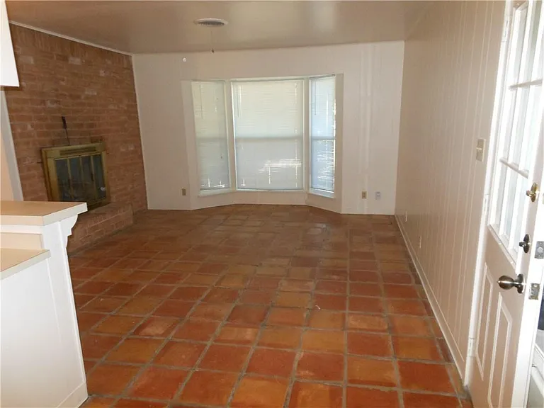 2308 Barton Skyway #B — Photo 6