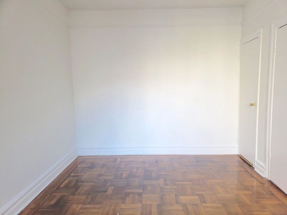 2nd image of 51 Stratford Rd APT C5