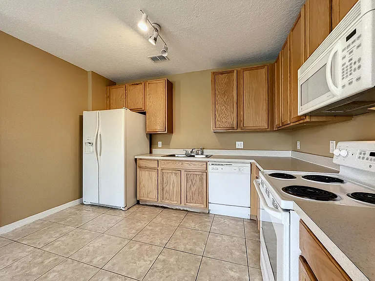 5597 Gelato Dr — Photo 11