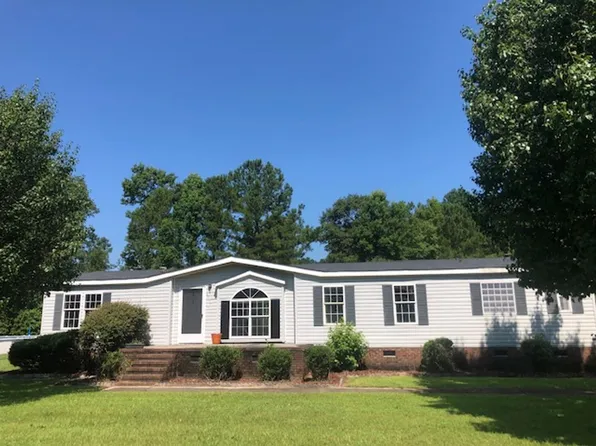 4707 Moye Cir, La Grange, NC 28551