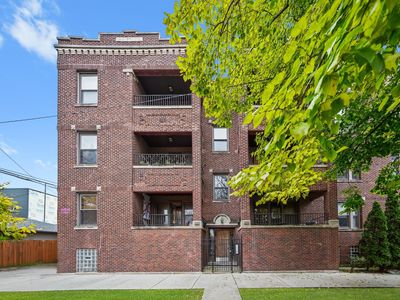 2237 N Saint Louis Ave #2, Chicago, IL, 60647