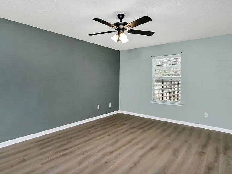 100 Buckhaven Way — Photo 24