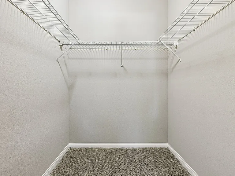 D2x2 Guest Closet