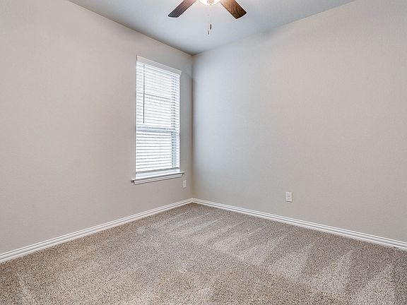3rd image of 5532 McLanahan Ln