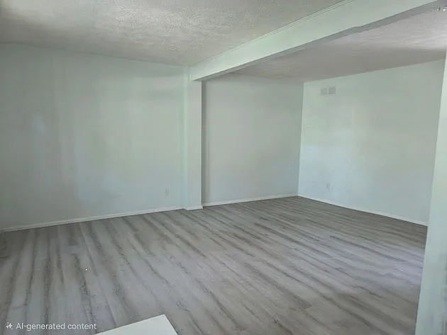 3 bed, 1.5 bath, 1280 sqft, $2,260 — Photo 3