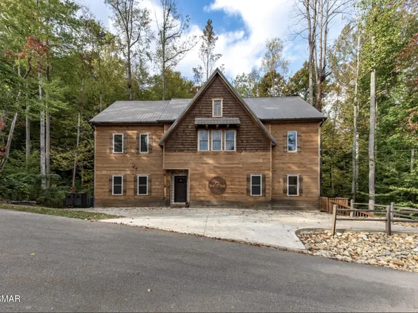 440 Winfield Heights Rd, Gatlinburg, TN 37738
