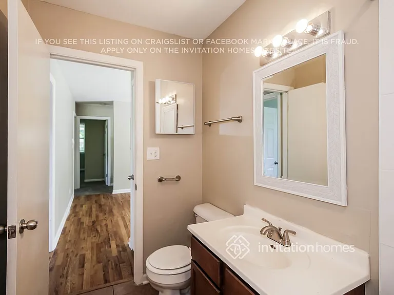 2401 Birch Ln — Photo 9