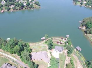 76 Luthers Pointe Ln, Taylorsville, NC 28681