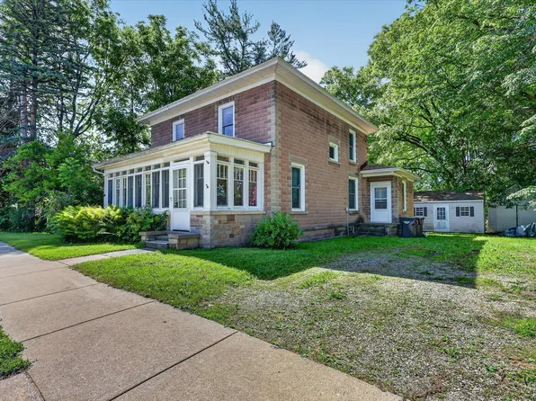100 E Muskegon St NE, Cedar Springs, MI 49319