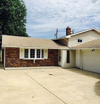 2nd image of 24944 Deerfield Dr