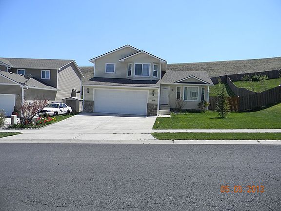 4th image of 1235 SW Latour Peak St