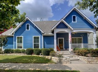 1219 Long Leaf Dr, Aubrey, TX 76227
