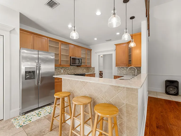 102 Sunset Cir — Photo 12