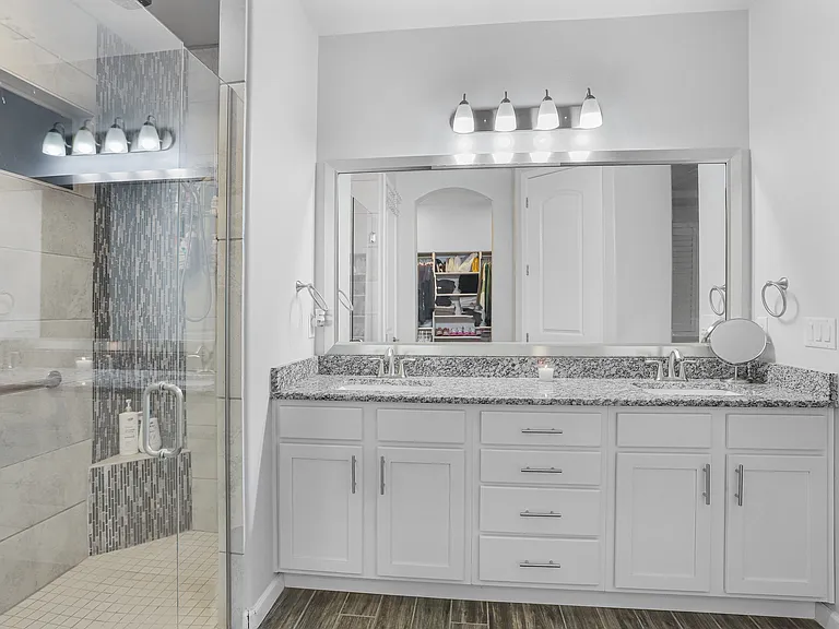 4758 Lotus Ave — Photo 18