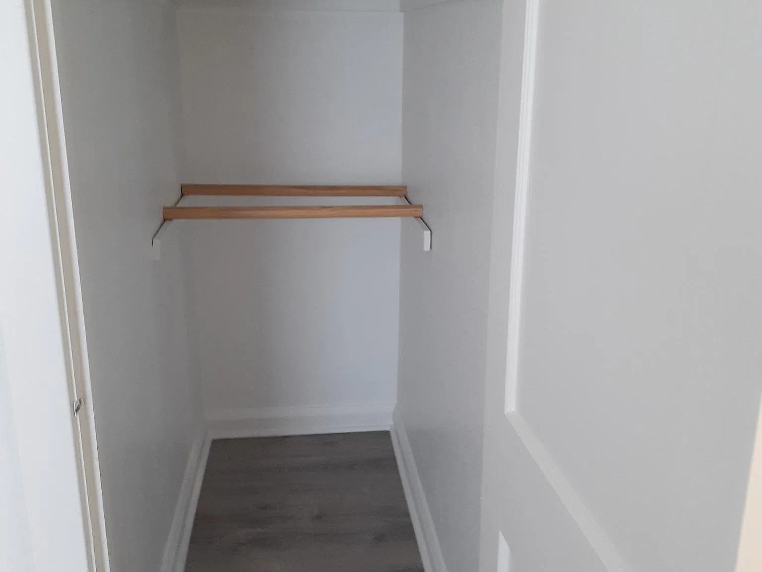 136 McKinley St — Photo 2